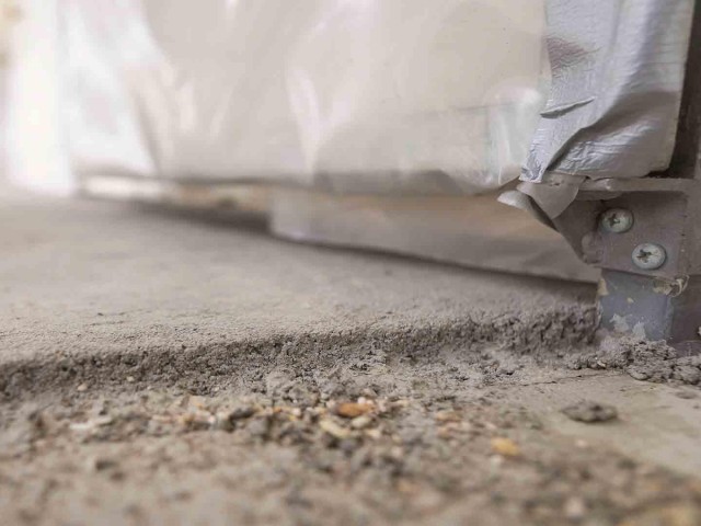 Detailaufnahme Geländerstütze Einsatzgebiet Balkon